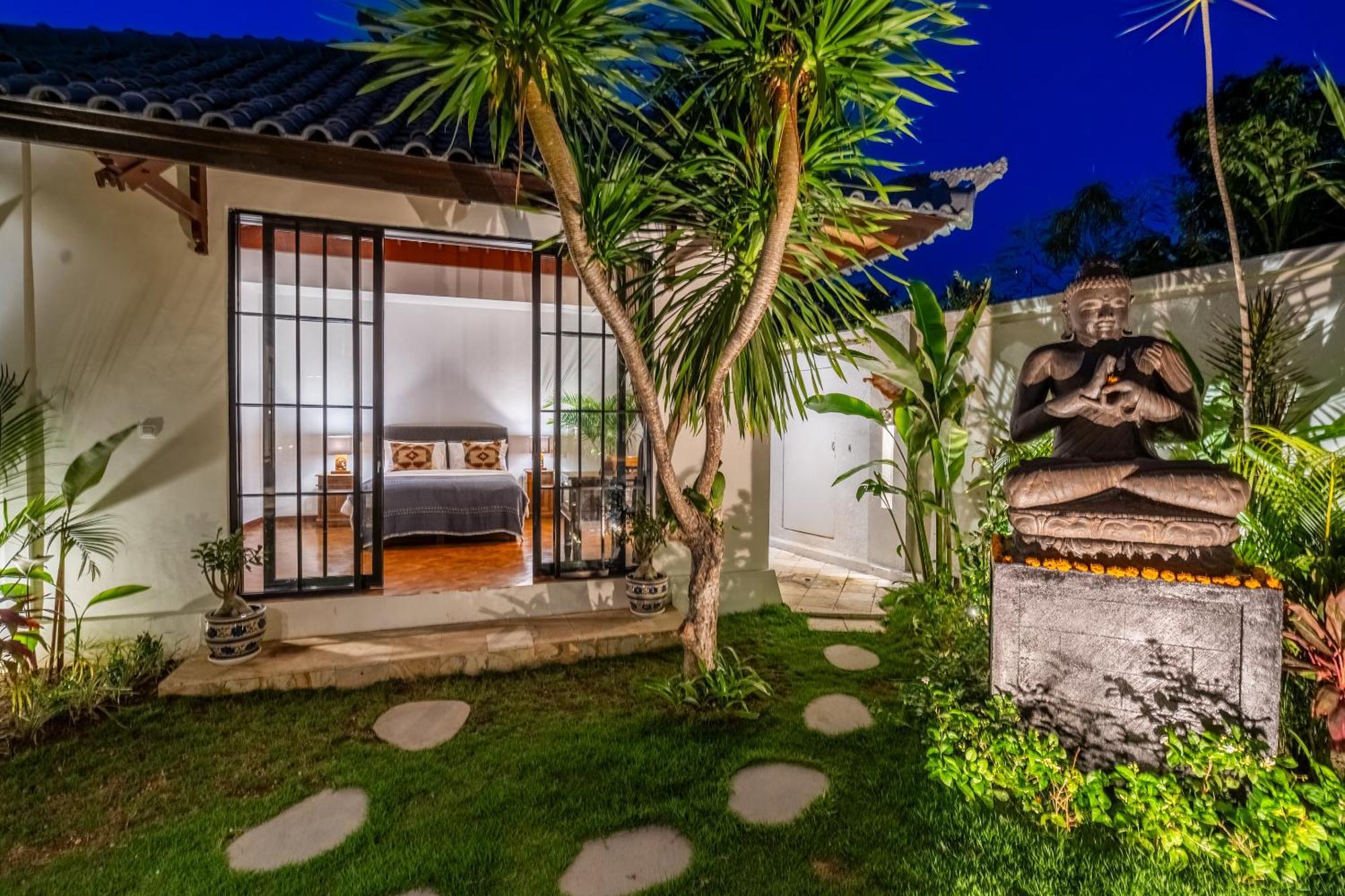 Вилла Tranquility Manor Bali Санур Экстерьер фото