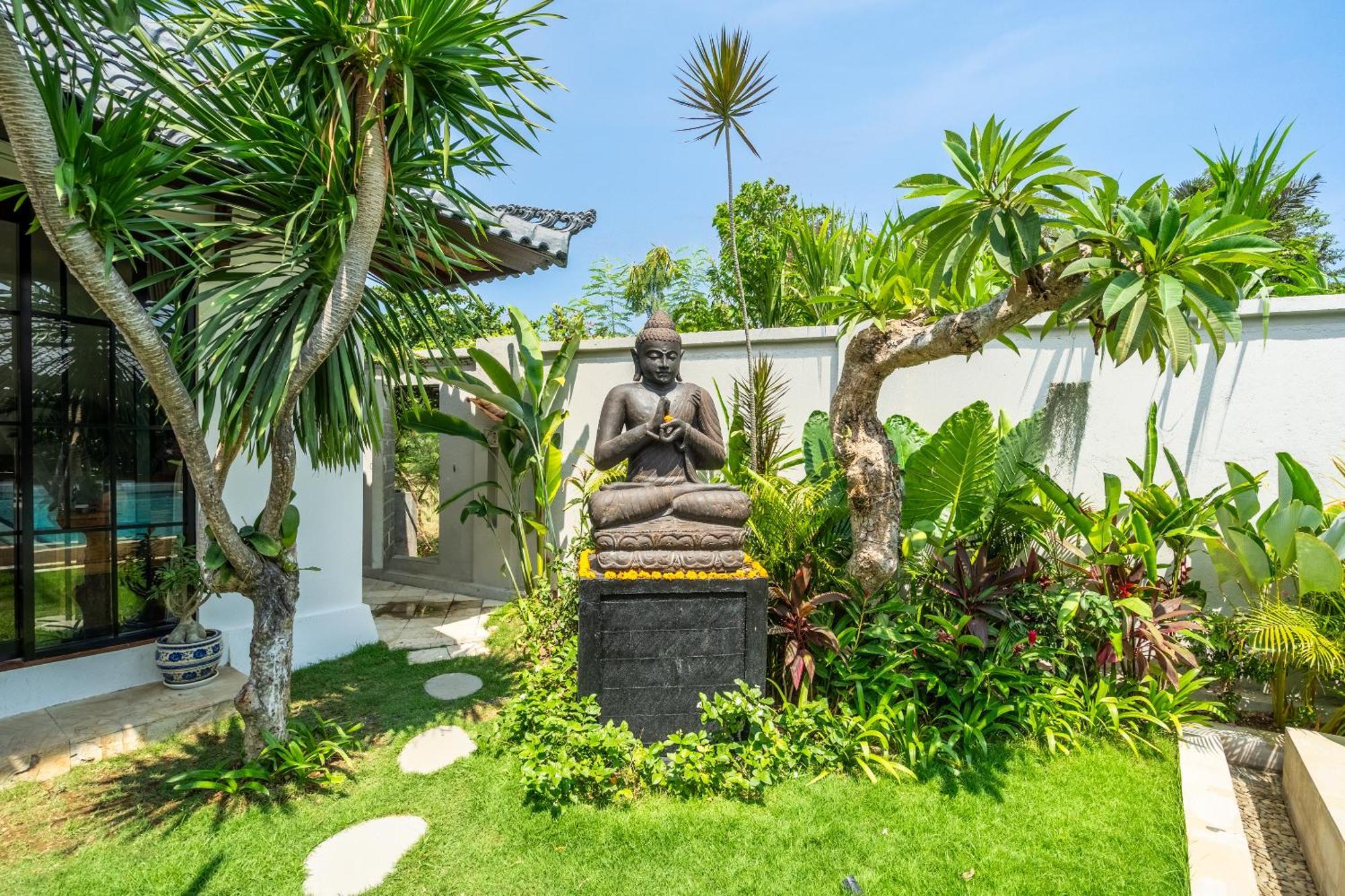 Вилла Tranquility Manor Bali Санур Экстерьер фото